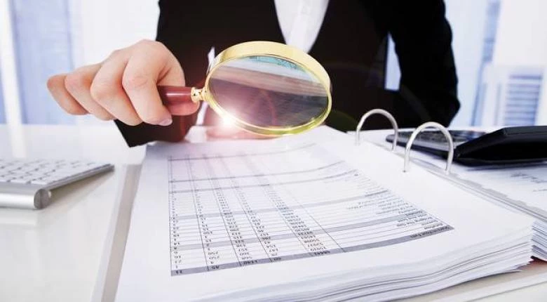 Εισαγγελείς σε 28 δήμους και δημόσιους φορείς με ύποπτα οικονομικά